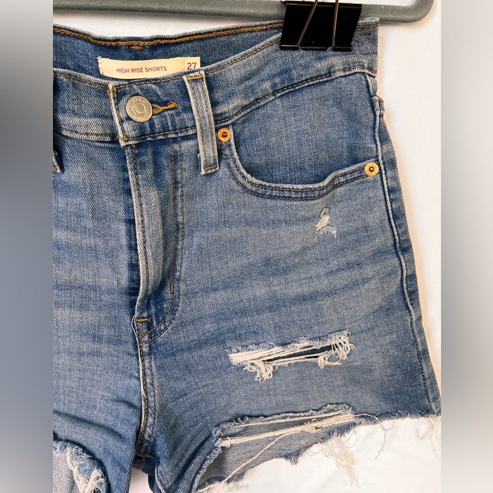Levi’s High-rise Shorts - women’s size 27